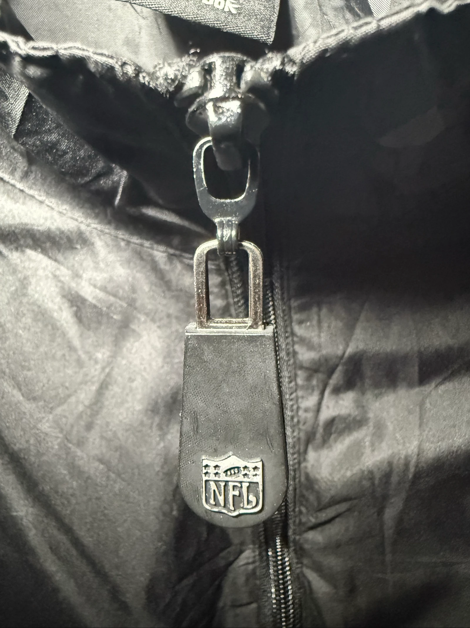 Vintage Oakland Raiders NFL Windbreaker Jacket – Black & Gray – Full Zip – photo 4